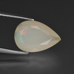 1,65 ctw natürlicher mehrfarbiger Opal, Birnenform, Transparent