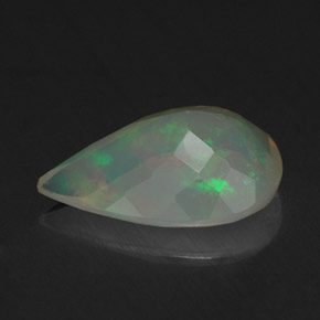 1,45 ctw natürlicher mehrfarbiger Opal, Birnenform, Lichtdurchlässig