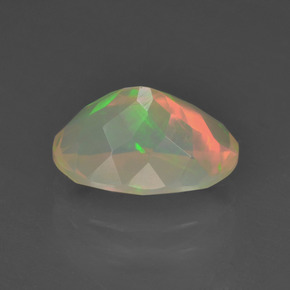 1,64 ctw natürlicher mehrfarbiger Opal, Oval Schliff, Transparent