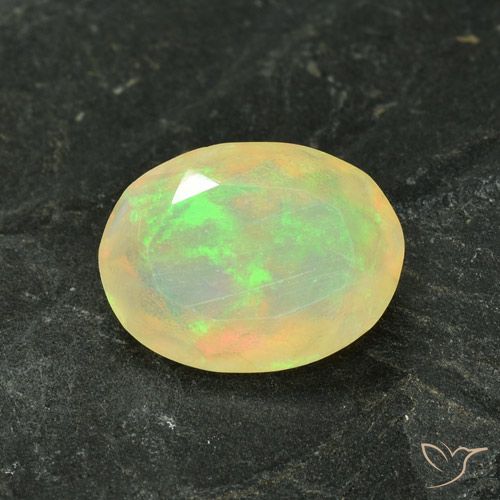 1.29ct Natürlicher Mehrfarbig Opal, Oval, Lichtdurchlässig