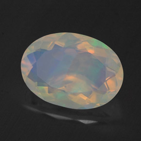 1,67 ctw natürlicher mehrfarbiger Opal, Oval Schliff, Transparent