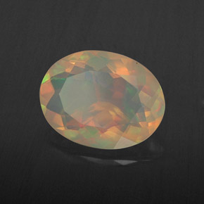 1,65 ctw natürlicher mehrfarbiger Opal, Oval Schliff, Transparent