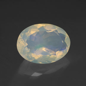 2,58 ctw natürlicher mehrfarbiger Opal, Oval Schliff, Transparent