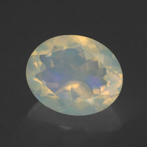 2,19 ctw natürlicher mehrfarbiger Opal, Oval Schliff, Transparent