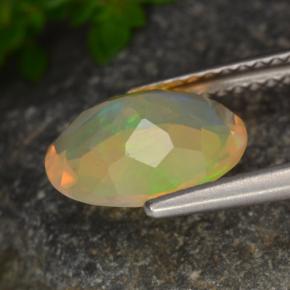 1,30 ctw natürlicher mehrfarbiger Opal, Oval Schliff, Transparent