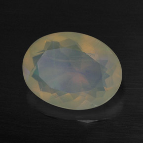 2,28 ctw natürlicher mehrfarbiger Opal, Oval Schliff, Transparent