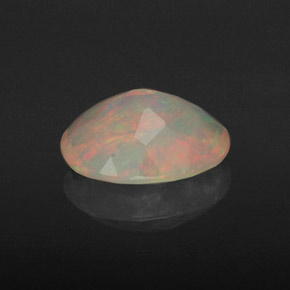 1,53 ctw natürlicher mehrfarbiger Opal, Oval Schliff, Lichtdurchlässig