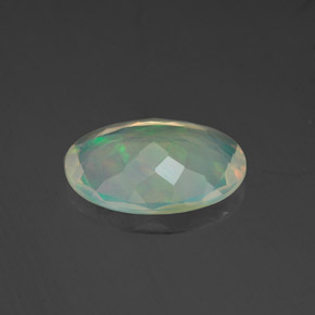 1,53 ctw natürlicher mehrfarbiger Opal, Oval Schliff, Transparent