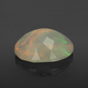 1,59 ctw natürlicher mehrfarbiger Opal, Oval Schliff, Transparent