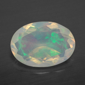 2,27 ctw natürlicher mehrfarbiger Opal, Oval Schliff, Transparent