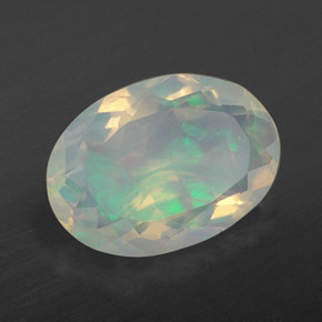 2,27 ctw natürlicher mehrfarbiger Opal, Oval Schliff, Transparent