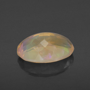 1,62 ctw natürlicher mehrfarbiger Opal, Oval Schliff, Transparent