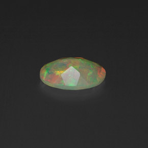 0,37 ctw natürlicher mehrfarbiger Opal, Transparent, Transparent / Lichtdurchlässig