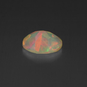 0,46 ctw natürlicher mehrfarbiger Opal, Transparent, Transparent / Lichtdurchlässig