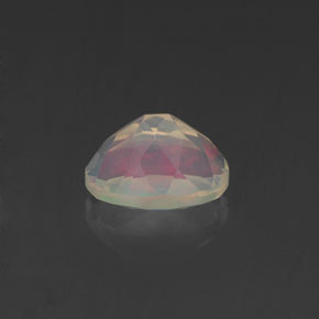 0,62 ctw natürlicher mehrfarbiger Opal, Oval Schliff, Transparent