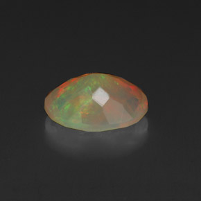 0,99 ctw natürlicher mehrfarbiger Opal, Oval Schliff, Transparent