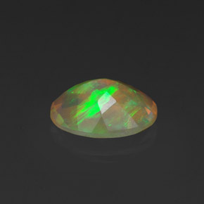 0,96 ctw natürlicher mehrfarbiger Opal, Oval Schliff, Transparent