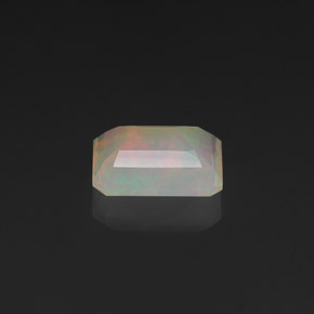 1,36 ctw natürlicher mehrfarbiger Opal, Smaragdschliff, Transparent