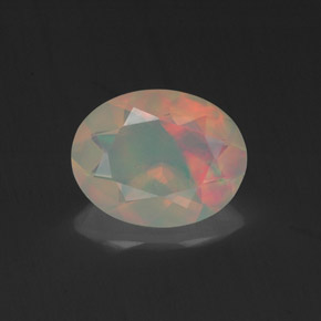 0,96 ctw natürlicher mehrfarbiger Opal, Oval Schliff, Transparent
