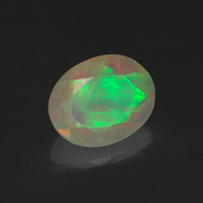 1,06 ctw natürlicher mehrfarbiger Opal, Oval Schliff, Transparent