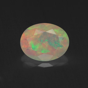 1,04 ctw natürlicher mehrfarbiger Opal, Oval Schliff, Transparent