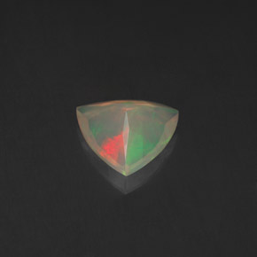 0,74 ctw natürlicher mehrfarbiger Opal, Trillion, Transparent
