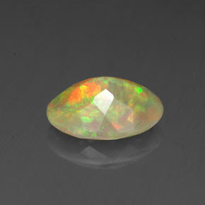 0,82 ctw natürlicher mehrfarbiger Opal, Transparent, Transparent / Lichtdurchlässig