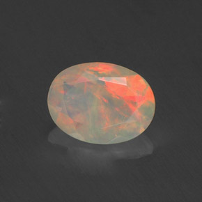 0,71 ctw natürlicher mehrfarbiger Opal, Oval Schliff, Transparent