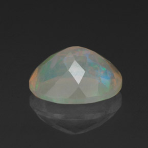 1,34 ctw natürlicher mehrfarbiger Opal, Oval Schliff, Transparent