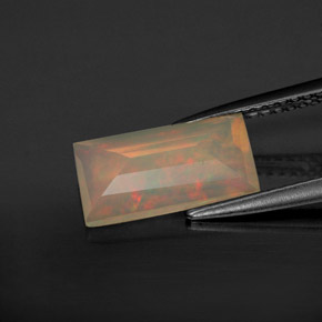 9,17 ctw natürlicher Mehrfarbig Opal, Transparent, Transparent / Lichtdurchlässig