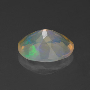 1,12 ctw natürlicher mehrfarbiger Opal, Oval Schliff, Transparent