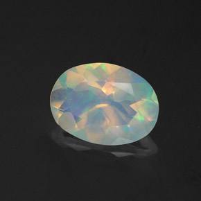 0,96 ctw natürlicher mehrfarbiger Opal, Oval Schliff, Transparent