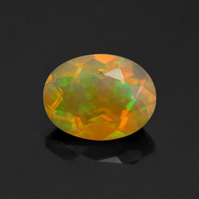 1,00 ctw natürlicher mehrfarbiger Opal, Oval Schliff, Transparent