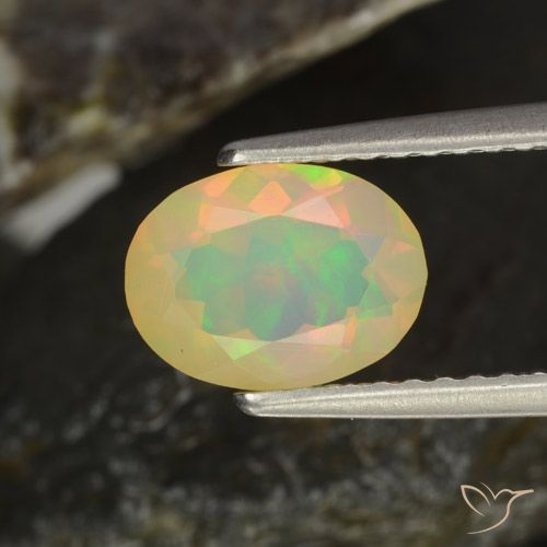 0,94 ctw natürlicher mehrfarbiger Opal, Oval Schliff, Transparent
