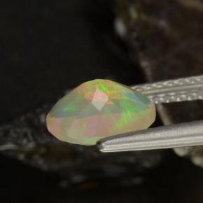 0,88 ctw natürlicher mehrfarbiger Opal, Oval Schliff, Transparent