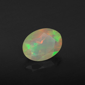 1,06 ctw natürlicher mehrfarbiger Opal, Oval Schliff, Transparent