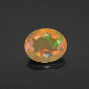 1,56 ctw natürlicher mehrfarbiger Opal, Oval Schliff, Transparent