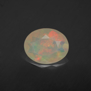 1,46 ctw natürlicher mehrfarbiger Opal, Oval Schliff, Transparent