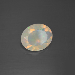 1,60 ctw natürlicher mehrfarbiger Opal, Oval Schliff, Transparent