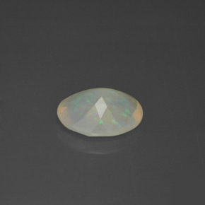 1,60 ctw natürlicher mehrfarbiger Opal, Oval Schliff, Transparent