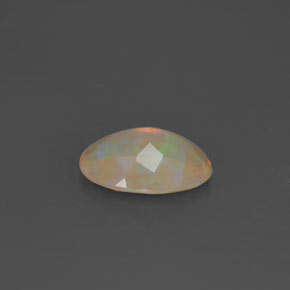 1,63 ctw natürlicher mehrfarbiger Opal, Oval Schliff, Transparent