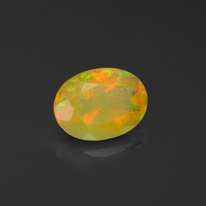 0,90 ctw natürlicher mehrfarbiger Opal, Transparent, Transparent / Lichtdurchlässig
