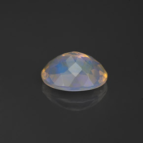 0,84 ctw natürlicher mehrfarbiger Opal, Transparent, Transparent / Lichtdurchlässig