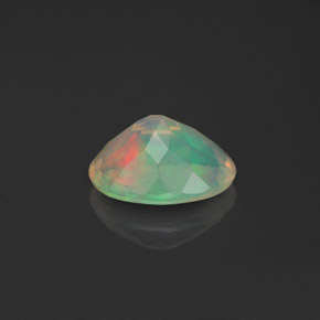 0,78 ctw natürlicher mehrfarbiger Opal, Transparent, Transparent / Lichtdurchlässig
