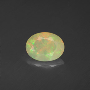 0,70 ctw natürlicher mehrfarbiger Opal, Transparent, Transparent / Lichtdurchlässig
