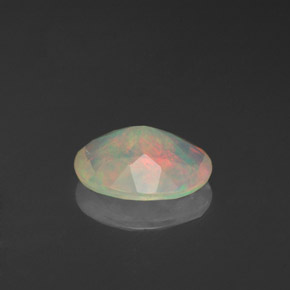 0,80 ctw natürlicher mehrfarbiger Opal, Transparent, Transparent / Lichtdurchlässig
