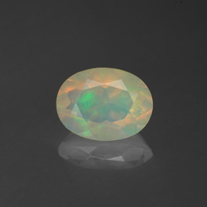 0,80 ctw natürlicher mehrfarbiger Opal, Transparent, Transparent / Lichtdurchlässig