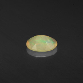 0,41 ctw natürlicher mehrfarbiger Opal, Transparent, Transparent / Lichtdurchlässig