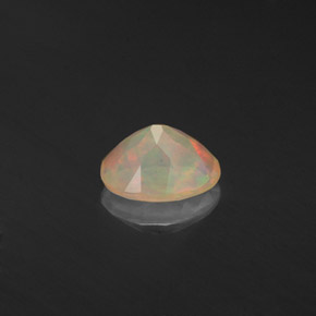 0,50 ctw natürlicher mehrfarbiger Opal, Transparent, Transparent / Lichtdurchlässig
