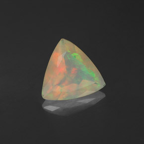 0,82 ctw natürlicher mehrfarbiger Opal, Transparent, Transparent / Lichtdurchlässig